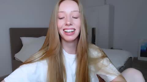 Snapshot of luna_insanity chatting on 13, 1, 2025 Luna online show from 13, 1, 2025