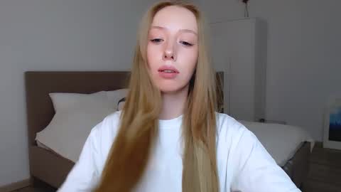 Snapshot of luna_insanity chatting on 13, 1, 2025 Luna online show from 13, 1, 2025