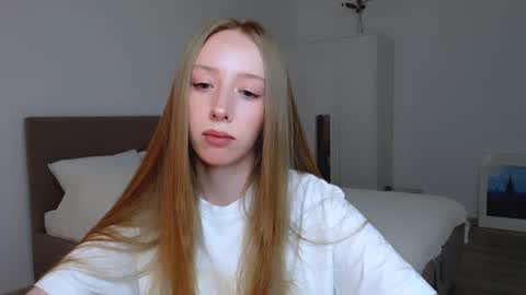 Snapshot of luna_insanity chatting on 25, 1, 2025 Luna online show from 25, 1, 2025