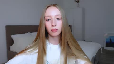 Snapshot of luna_insanity chatting on 25, 1, 2025 Luna online show from 25, 1, 2025