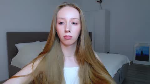 Snapshot of luna_insanity chatting on 27, 1, 2025 Luna online show from 27, 1, 2025