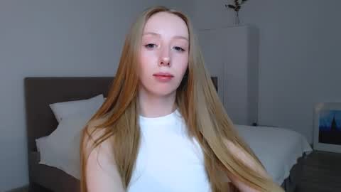 Snapshot of luna_insanity chatting on 9, 2, 2025 Luna online show from 9, 2, 2025