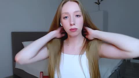 Snapshot of luna_insanity chatting on 16, 2, 2025 Luna online show from 16, 2, 2025