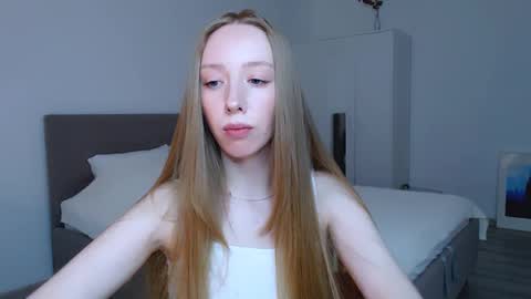 Snapshot of luna_insanity chatting on 1, 3, 2025 Luna online show from 1, 3, 2025