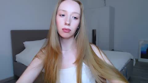 Snapshot of luna_insanity chatting on 1, 3, 2025 Luna online show from 1, 3, 2025