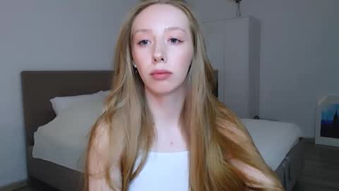 Snapshot of luna_insanity chatting on 2, 3, 2025 Luna online show from 2, 3, 2025