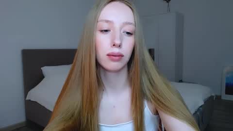 Snapshot of luna_insanity chatting on 3, 3, 2025 Luna online show from 3, 3, 2025