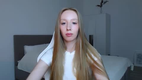 Snapshot of luna_insanity chatting on 17, 9, 2025 Luna online show from 17, 9, 2025