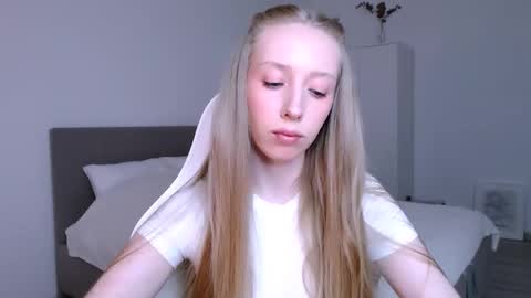 Luna online show from 12, 1, 2026