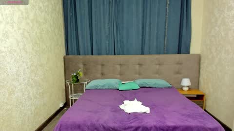 luna_lew1s online show from 21, 2, 2025