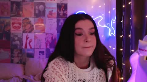 luna_limerence online show from 7, 5, 2026