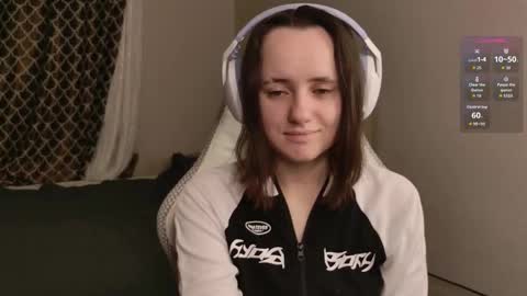 luna_loveeee online show from 27, 11, 2025