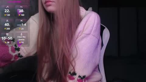 Luna online show from 4, 1, 2025