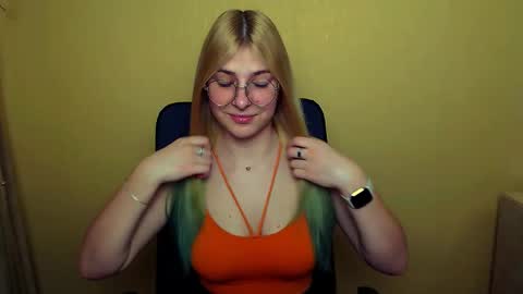 Luna online show from 7, 2, 2025