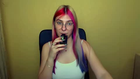 Luna online show from 1, 3, 2025