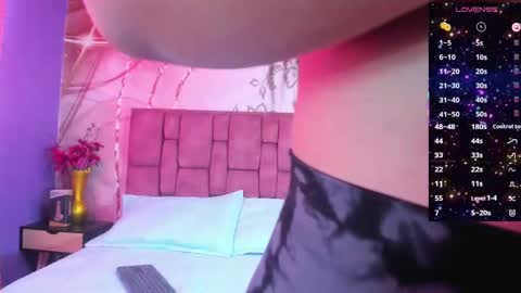 Snapshot of luna_maisonn chatting on 16, 9, 2025 LUNA online show from 16, 9, 2025