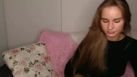 Luna online show from 22, 10, 2025