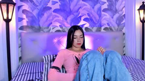 Snapshot of luna_morgan_ chatting on 21, 10, 2025 Luna Morgan online show from 21, 10, 2025