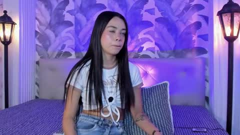 Snapshot of luna_morgan_ chatting on 4, 11, 2025 Luna Morgan online show from 4, 11, 2025