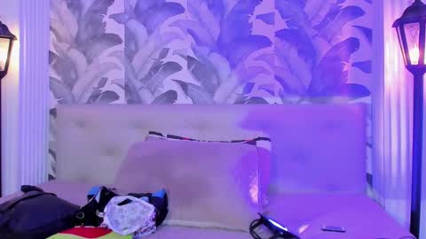 Snapshot of luna_morgan_ chatting on 21, 12, 2025 Luna Morgan online show from 21, 12, 2025