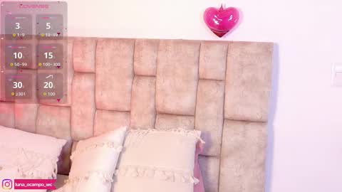 Snapshot of luna_ocampo chatting on 15, 12, 2025 online show from 15, 12, 2025