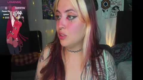 MISS LUNA  online show from 24, 10, 2025