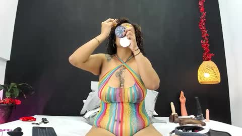 Luna online show from 8, 9, 2025