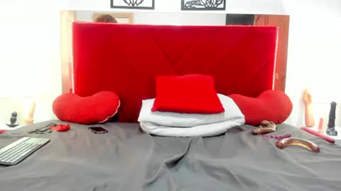 Snapshot of luna_smit_ chatting on 1, 7, 2026 Luna online show from 1, 7, 2026