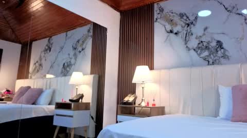 Snapshot of luna_star__18 chatting on 26, 10, 2025 A M M Y online show from 26, 10, 2025