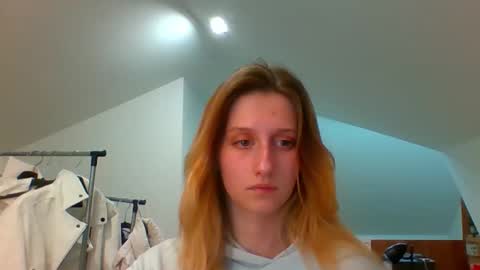 Snapshot of luna_xsensual chatting on 6, 12, 2024 L U N A online show from 6, 12, 2024