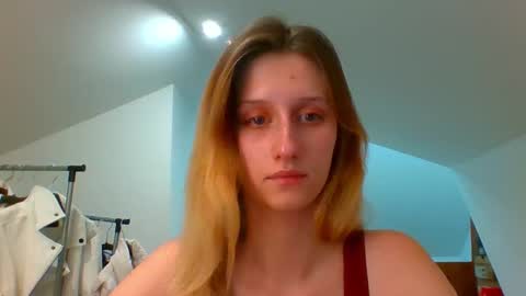Snapshot of luna_xsensual chatting on 6, 12, 2024 L U N A online show from 6, 12, 2024