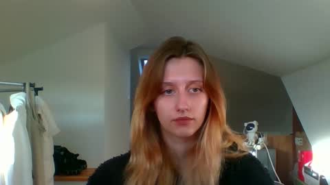 Snapshot of luna_xsensual chatting on 2, 1, 2025 L U N A online show from 2, 1, 2025