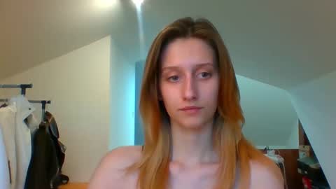Snapshot of luna_xsensual chatting on 29, 1, 2025 L U N A online show from 29, 1, 2025