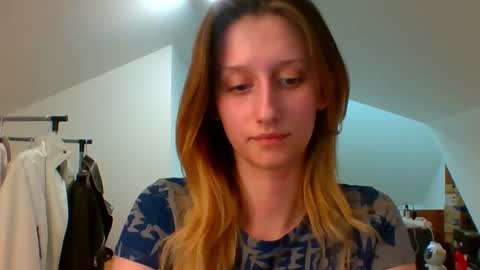 Snapshot of luna_xsensual chatting on 12, 2, 2025 L U N A online show from 12, 2, 2025