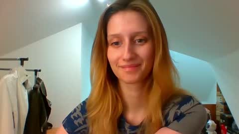 Snapshot of luna_xsensual chatting on 12, 2, 2025 L U N A online show from 12, 2, 2025