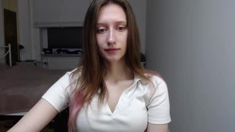 L U N A  online show from 7, 1, 2026