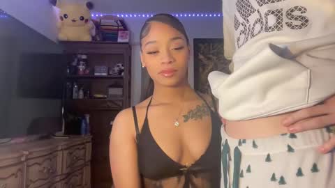 Snapshot of lunaa_11 chatting on 14, 2, 2025 lunaa_11 online show from 14, 2, 2025