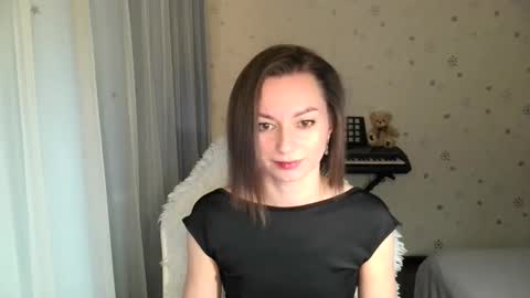 Snapshot of lunaa_bluee chatting on 13, 11, 2025 lunaa_bluee online show from 13, 11, 2025