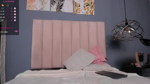 Snapshot of lunaa_lynch chatting on 15, 12, 2024 Luna online show from 15, 12, 2024