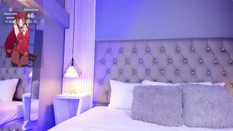 Snapshot of lunabloomn chatting on 18, 11, 2025 Luna online show from 18, 11, 2025