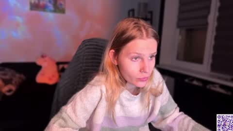 Snapshot of lunacyy chatting on 16, 11, 2025 Britney online show from 16, 11, 2025