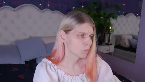 Luna online show from 3, 5, 2026