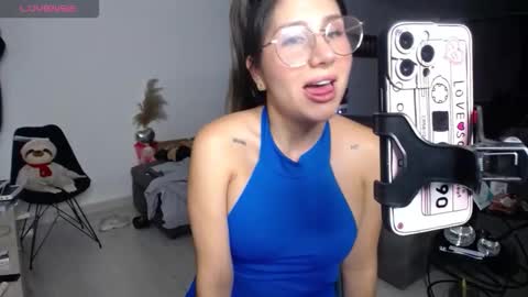 Snapshot of lunagardners chatting on 18, 12, 2025 lunagardners online show from 18, 12, 2025