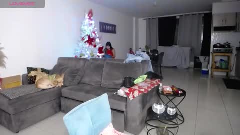 Snapshot of lunagardners chatting on 22, 12, 2025 lunagardners online show from 22, 12, 2025