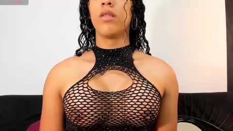 Snapshot of lunagudi chatting on 12, 2, 2025 Luna online show from 12, 2, 2025
