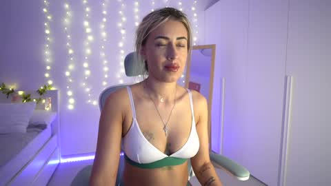 Snapshot of lunaink_ chatting on 6, 12, 2024 Laura online show from 6, 12, 2024