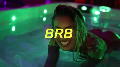 Snapshot of lunaink_ chatting on 20, 10, 2025 Laura online show from 20, 10, 2025