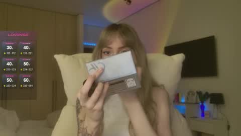 Snapshot of lunainnk chatting on 8, 5, 2026 Luna online show from 8, 5, 2026