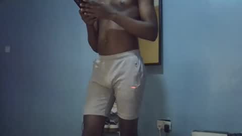 lunalove22_ online show from 2, 2, 2026