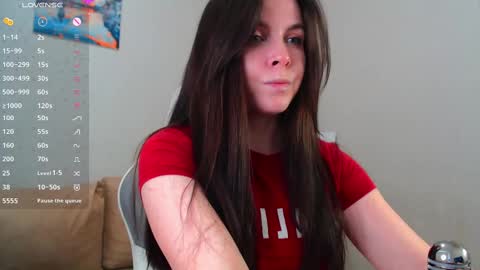 Luna online show from 13, 2, 2025